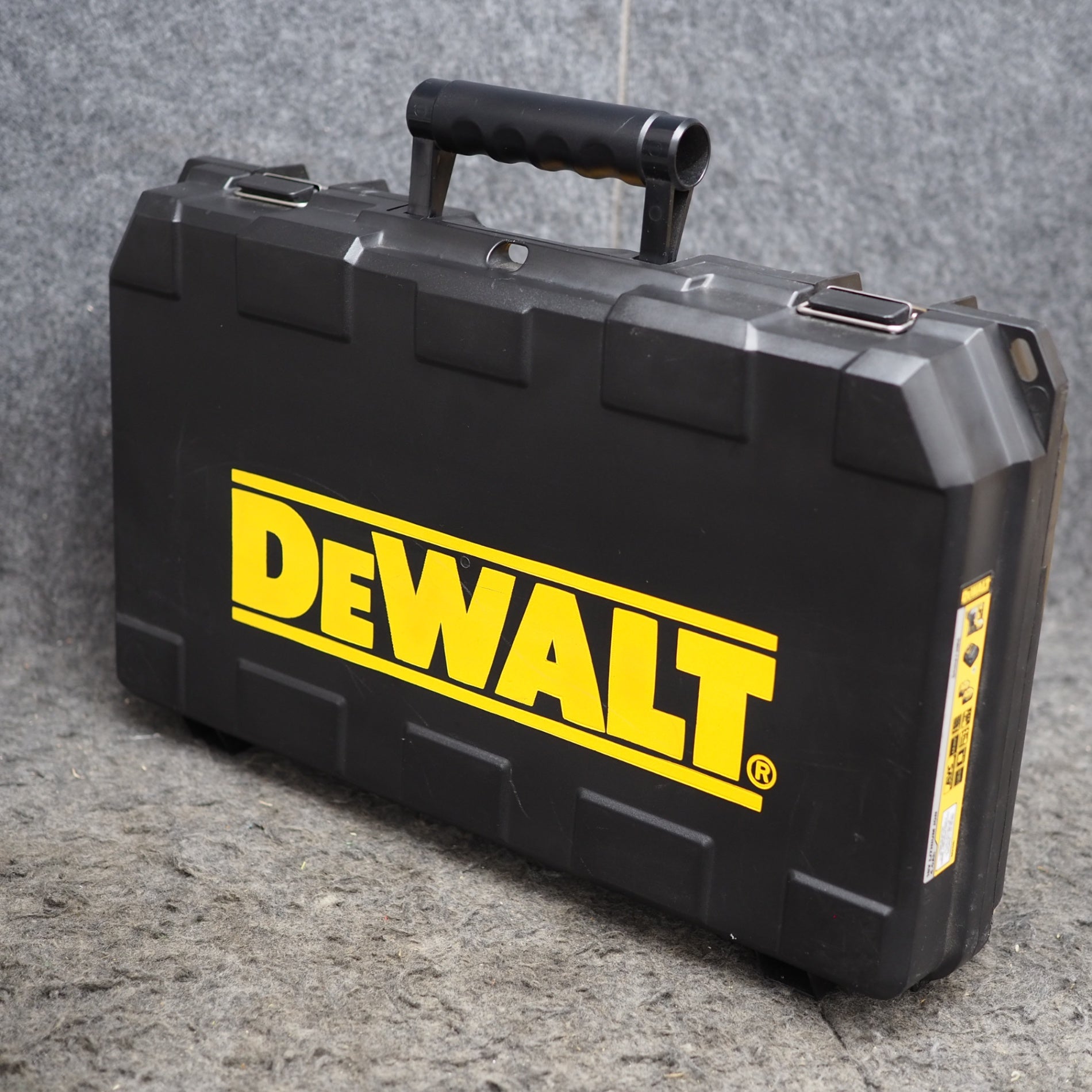 中古品】DEWALT/デウォルト 18Vコードレスハンマードリル DCH273M2-JP