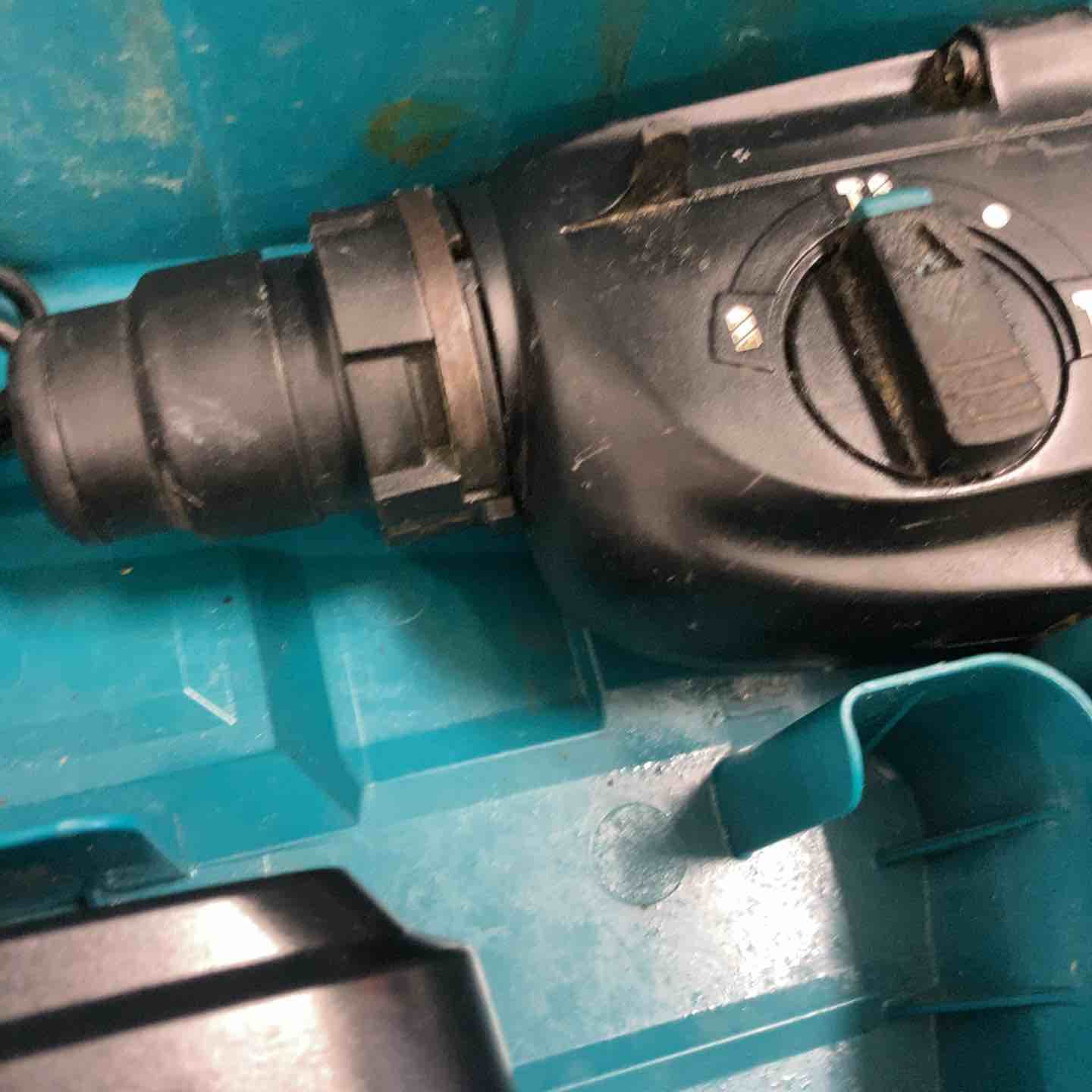 ☆マキタ(makita) コードレスハンマドリル HR262DRDX【町田店