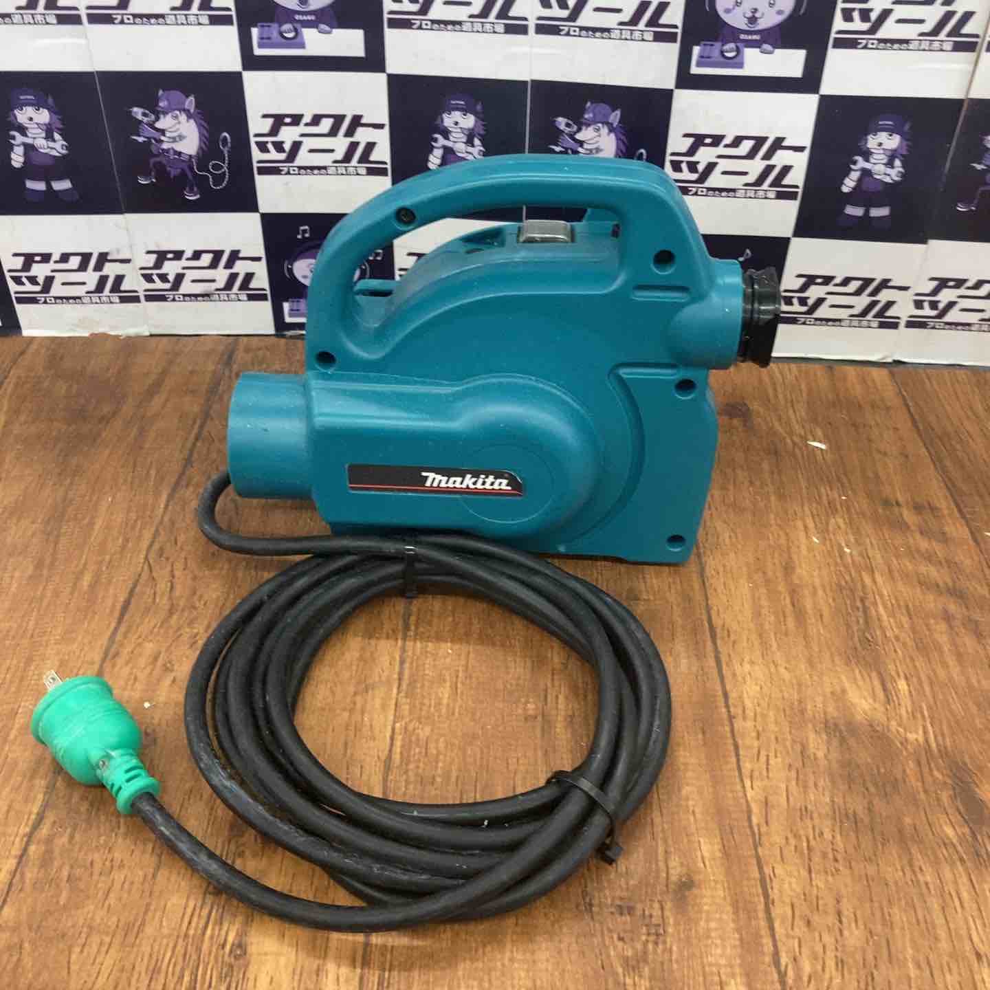 中古品】マキタ(makita) 小型集じん機 乾式 450(P)【所沢店】 – アクト