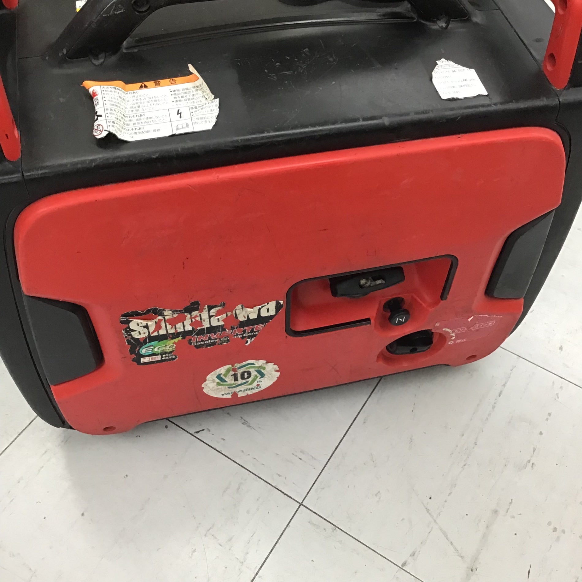 【中古品】 新ダイワ/Shindaiwa インバーター発電機・IEG1800M-Y 【鴻巣店】