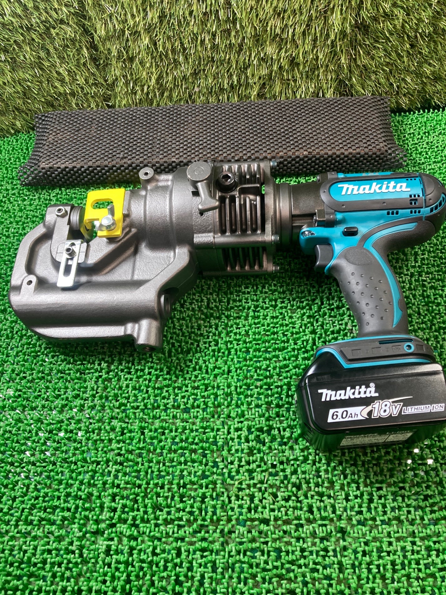 ☆マキタ(makita) コードレスパンチャー PP200DRG 最大穴あけ能力
