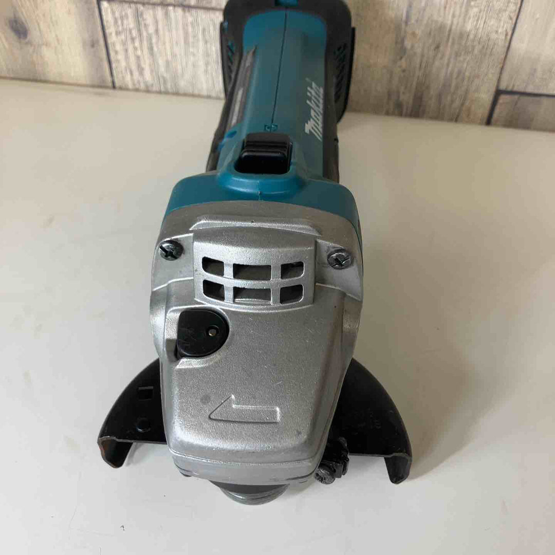 ☆マキタ(makita)14.4V100mmコードレスディスクグラインダー GA400DZ14.4V3.0Ahバッテリのみ使用可【戸田店】