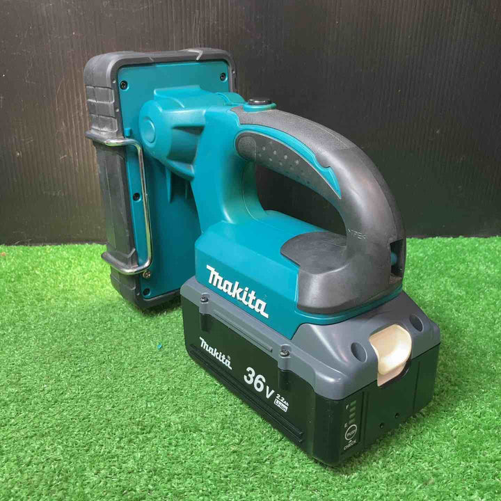 【現状品】☆マキタ(makita)  コードレス蛍光灯 ML360 バッテリー＋充電器付き♪【岩槻店】