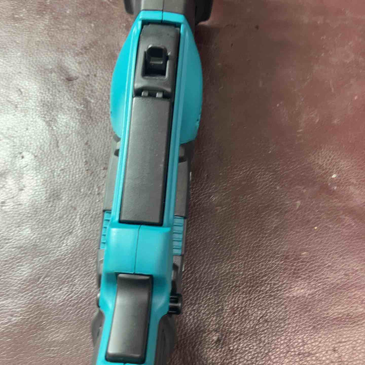 【中古品】★マキタ(makita) コードレスレシプロソー JR104DSH【東大和店】