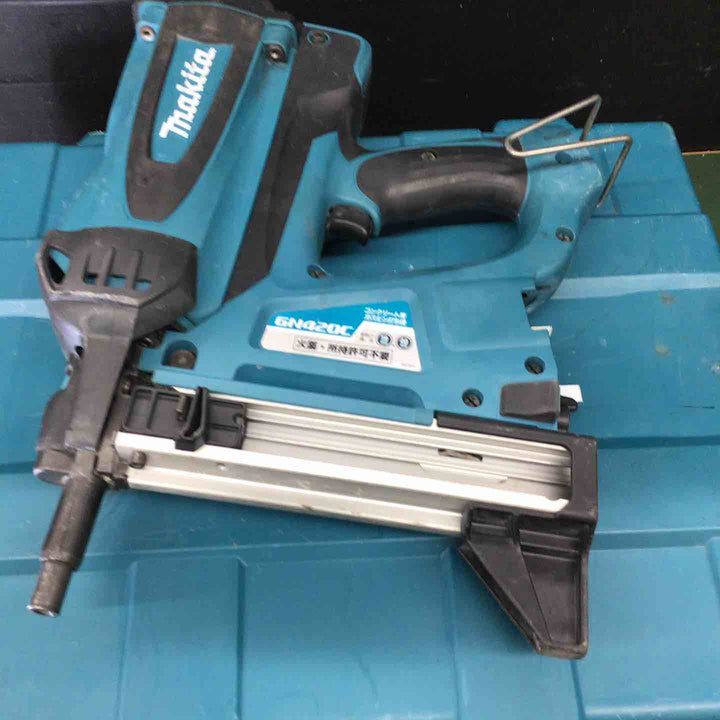 ★マキタ(makita) コードレスコンクリート用ガスピン打ち機 GN420C【戸田店】