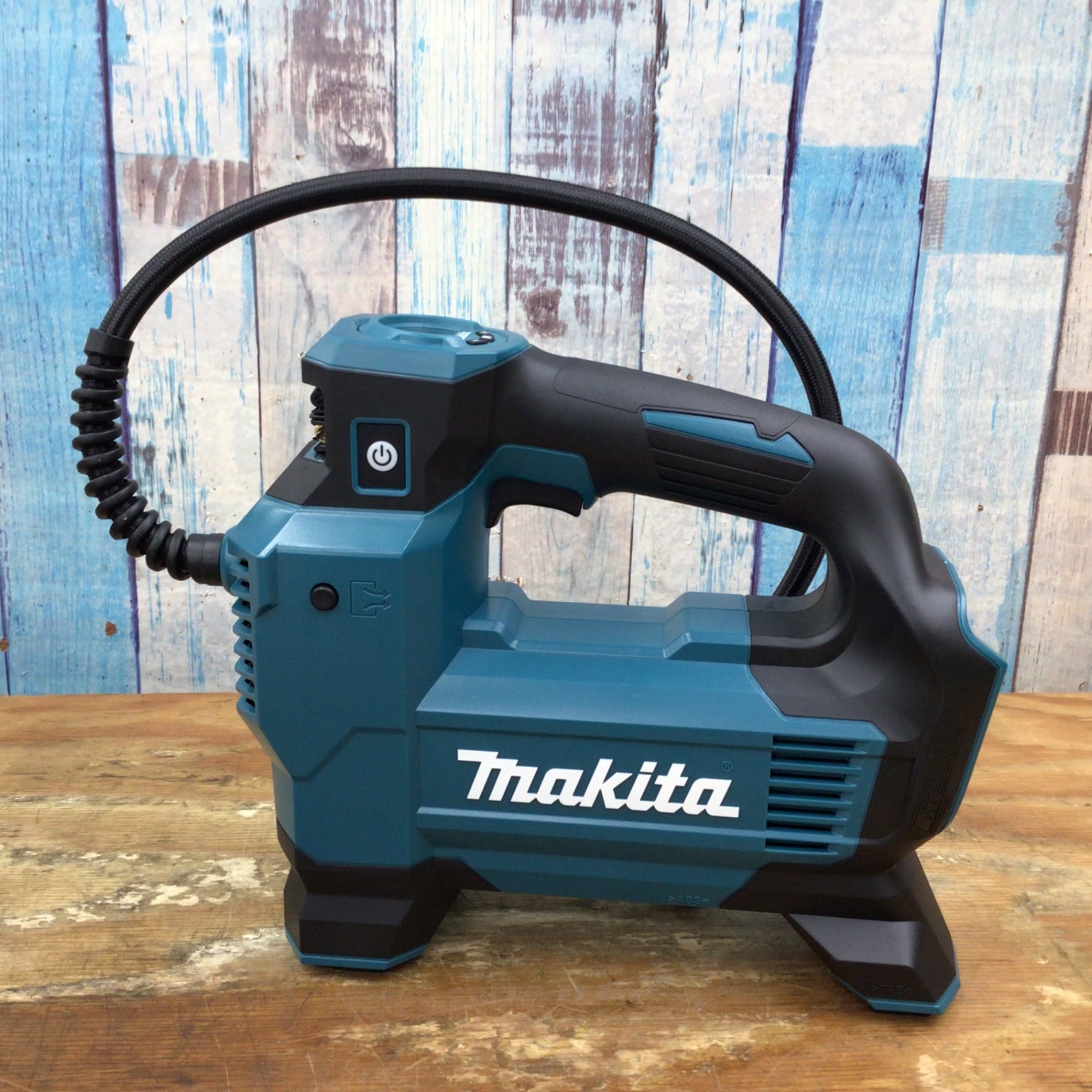 ▽マキタ(makita) 18V充電式空気入れ MP181DZ【柏店】 – アクトツール