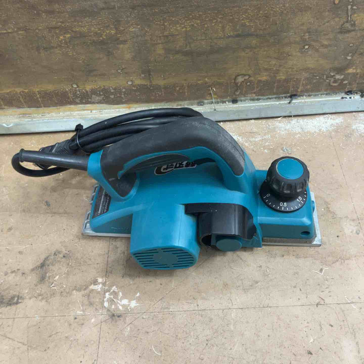 ☆マキタ(makita) 電気カンナ KP0800A【草加店】