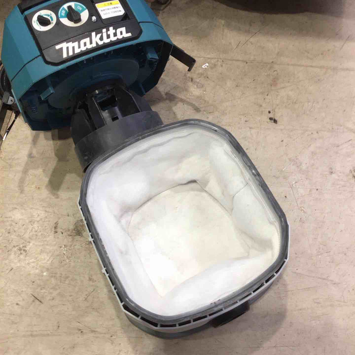 ★マキタ(makita) 集じん機 乾式 VC0830 連動機能【町田店】