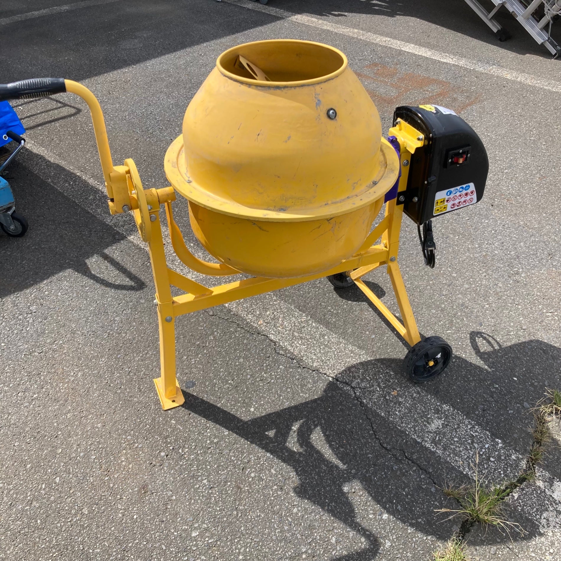 中古品/店頭受取り限定】◇アルミス 電動コンクリートミキサー