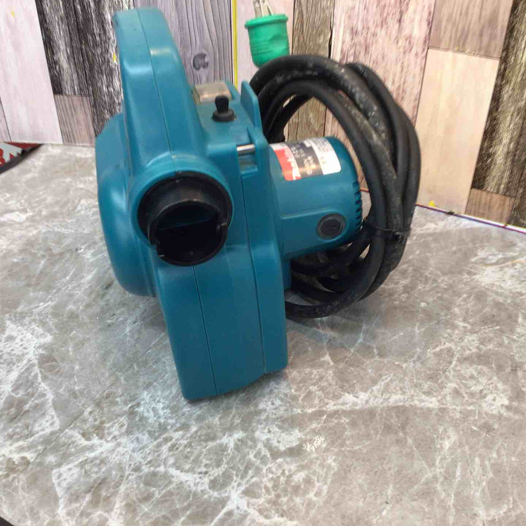 ★マキタ(makita) 小型集じん機 乾式 450(P)【八潮店】