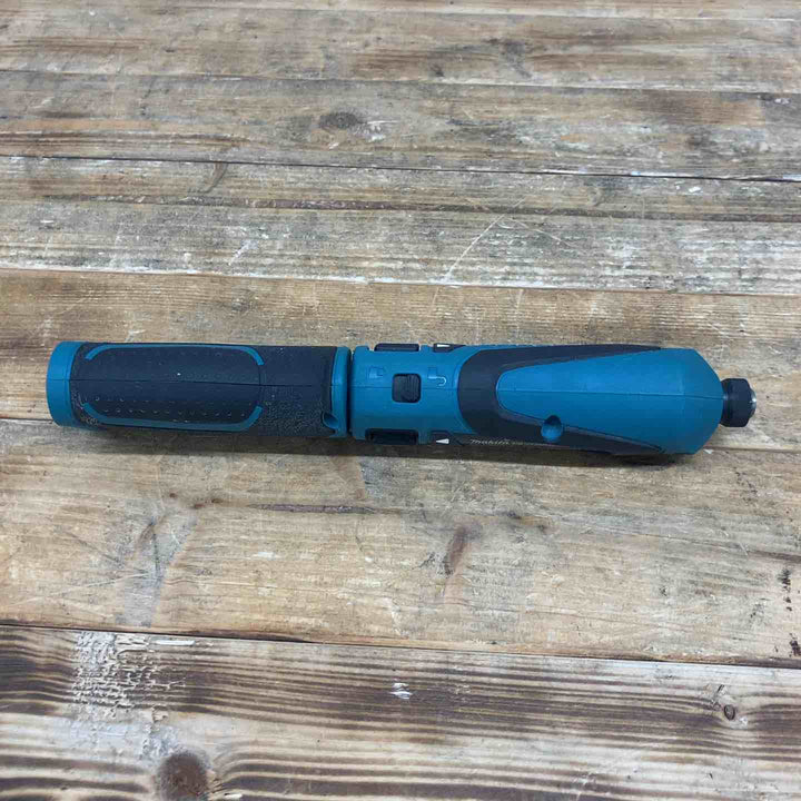 マキタ(makita) 充電式ペンインパクトドライバ TD021DS 【東大和店】