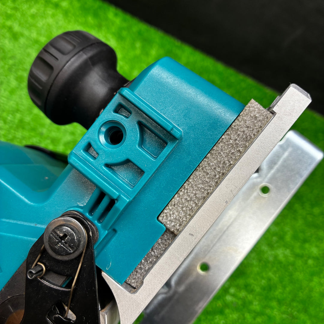 ★マキタ(makita) 82mmコードレスカンナ KP181DZ【越谷店】