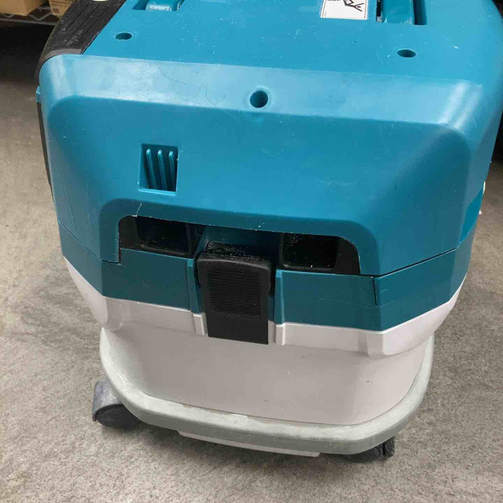 ★マキタ(makita) 15L集じん機(粉じん専用) VC1530【川崎店】