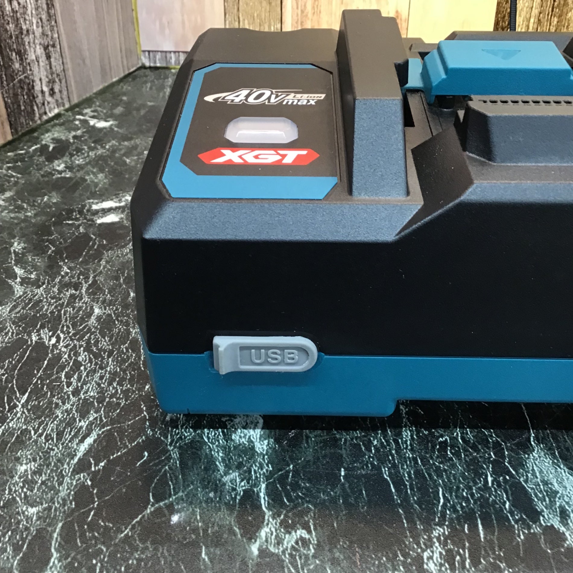 ②☆マキタ(makita) 2口急速充電器 DC40RB【八潮店】 – アクトツール