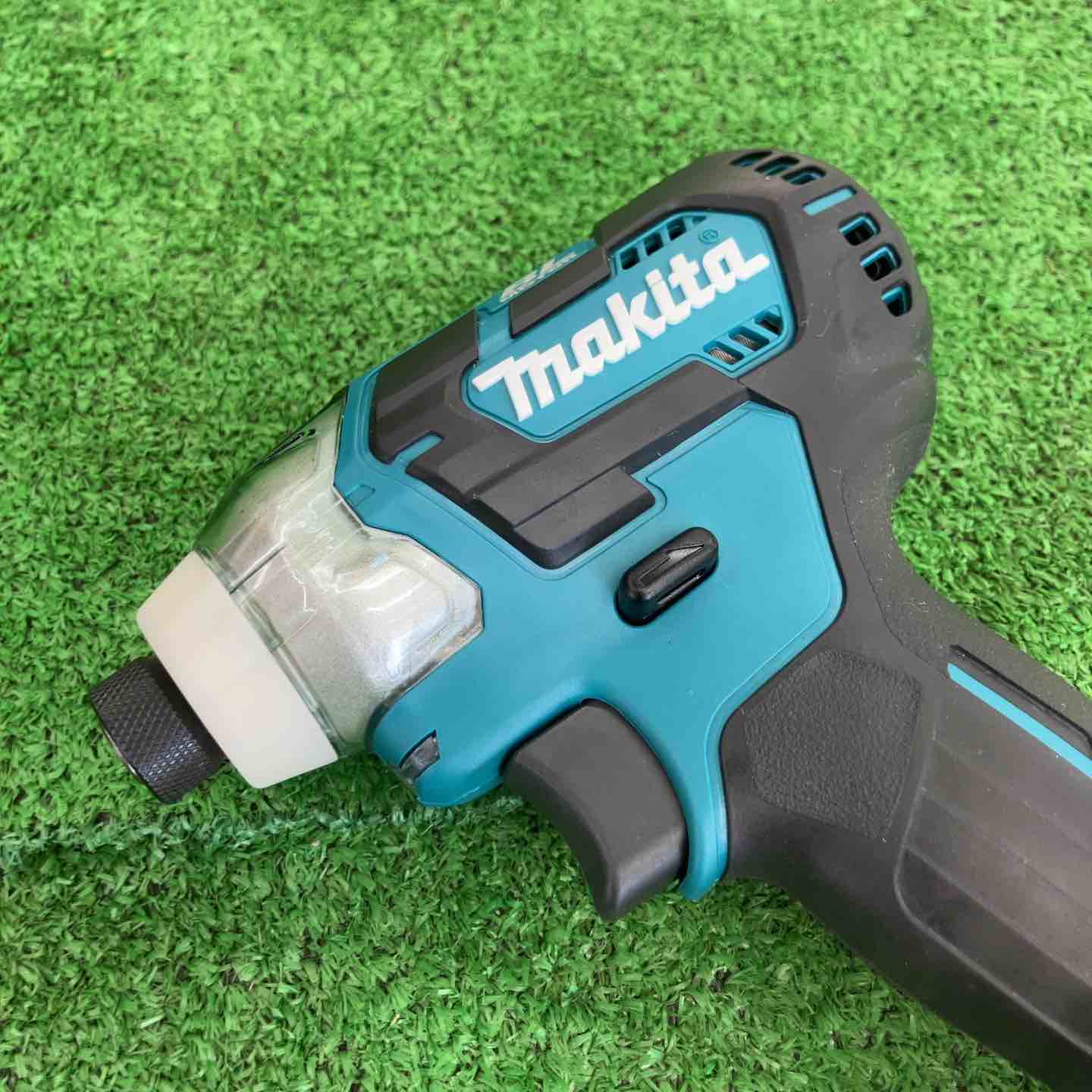 中古品】 マキタ/makita コードレスインパクトドライバー・TD111DSHX