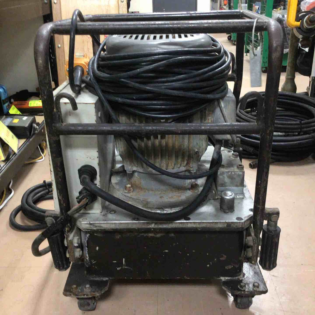 【店頭受取り限定】ロッキーマスター ハンドウォールクラッシャー RM-37H2【草加店】