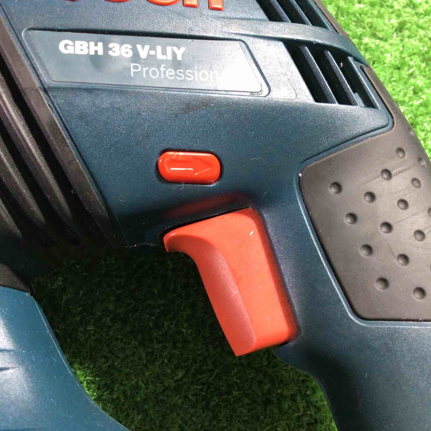 ☆ボッシュ(BOSCH) コードレスハンマドリル GBH36V-LIY【川口店