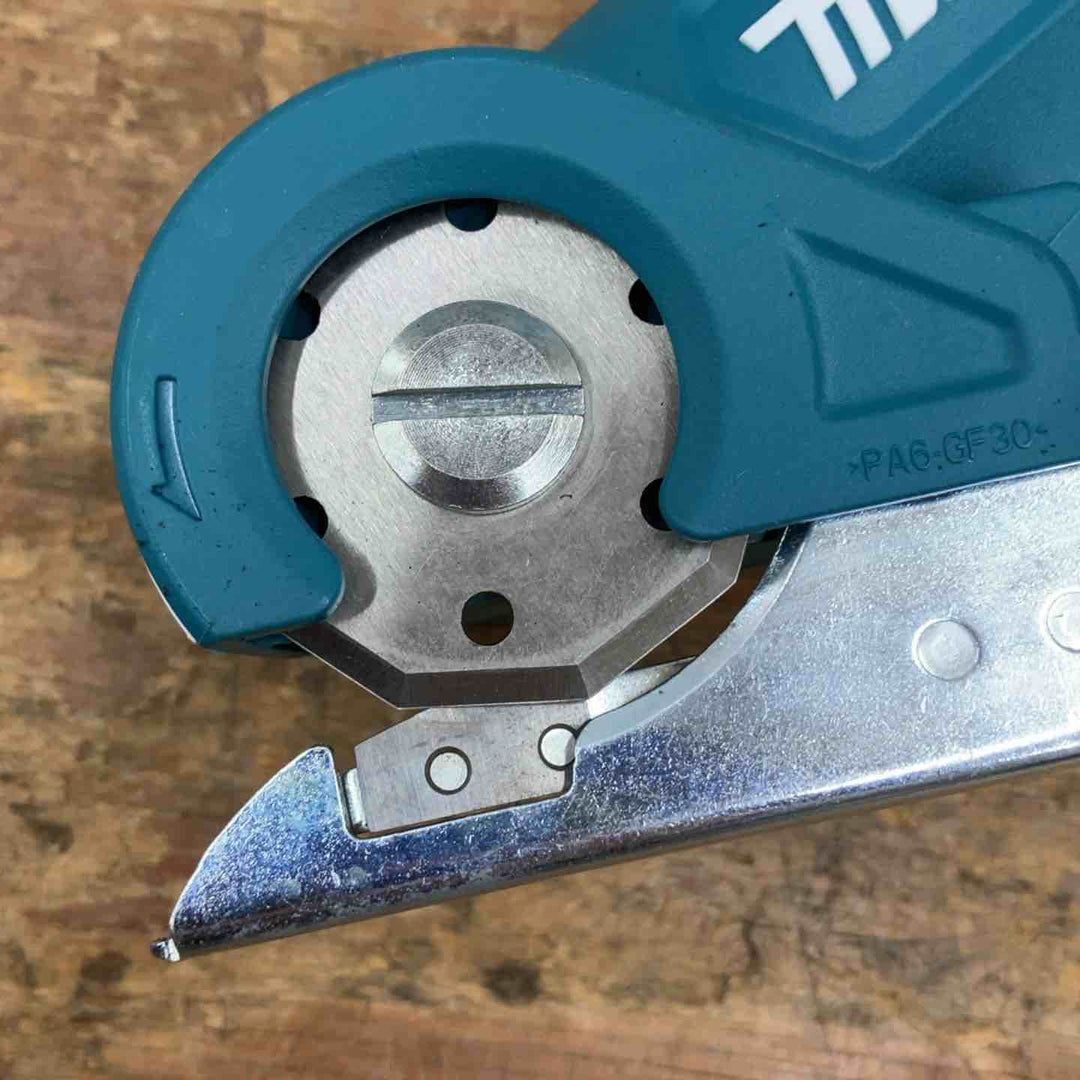 ★マキタ(makita)  10.8Vコードレスマルチカッター CP100DSH【柏店】