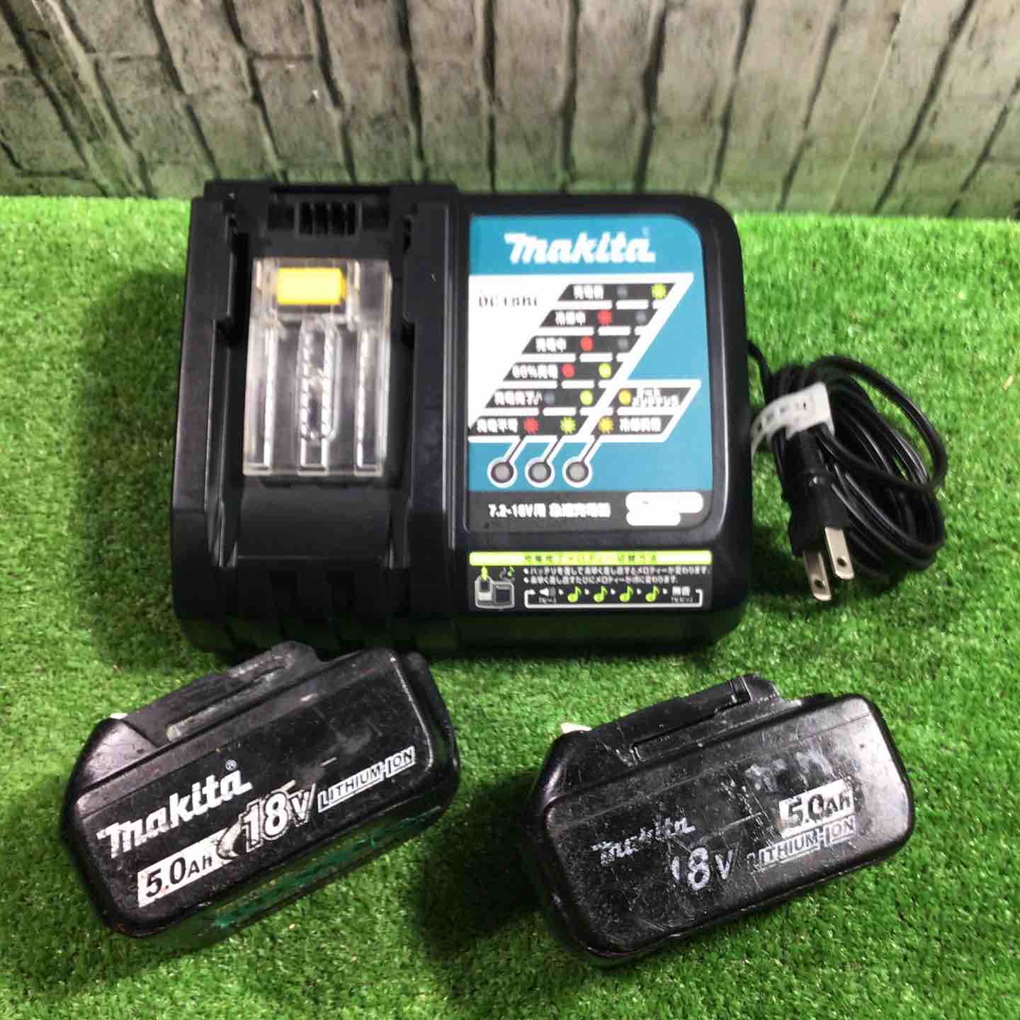 中古品△【100周年モデル】マキタ　充電式インパクトドライバ　TD148DSP1ゴールド　本体のみ△A△IT9YEFMRS4JC ◇マキタ(makita) コードレスインパクトドライバー 18V ゴールド