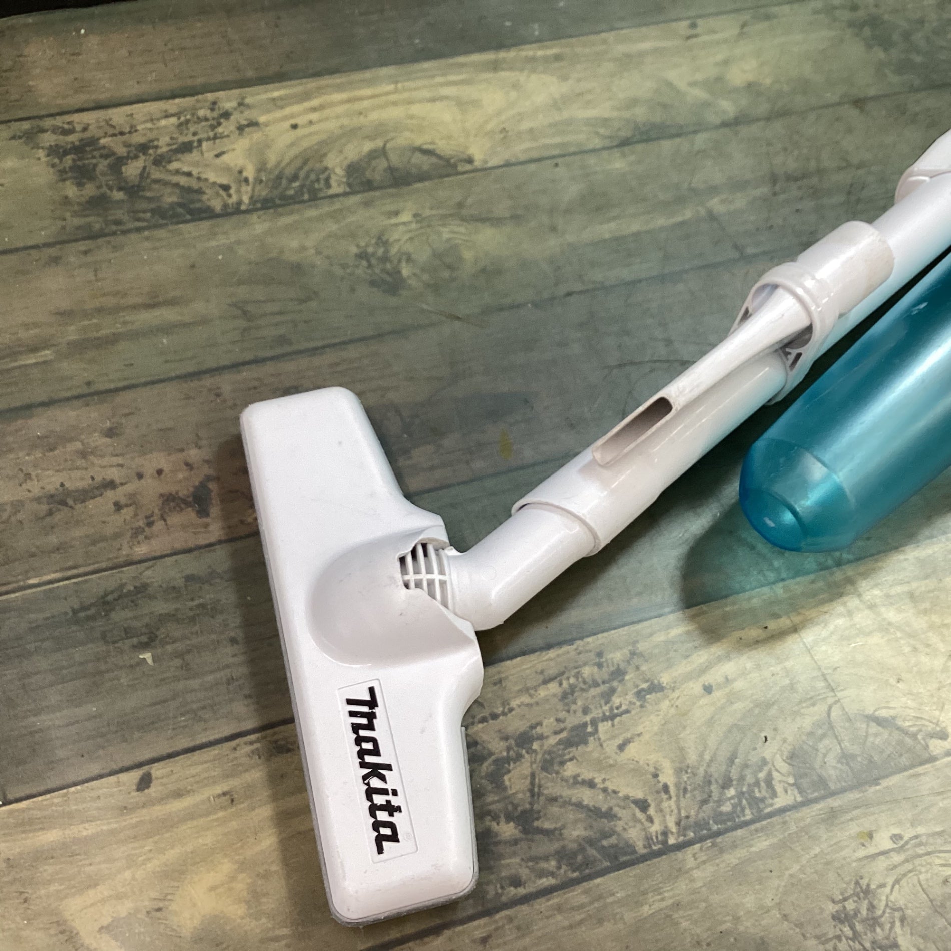 マキタ CL281FDZCW makita 掃除機 ハンディクリーナー 【公式通販】 マキタ CL281FDZCW makita 掃除機 ハンディクリーナー 【公式通販】