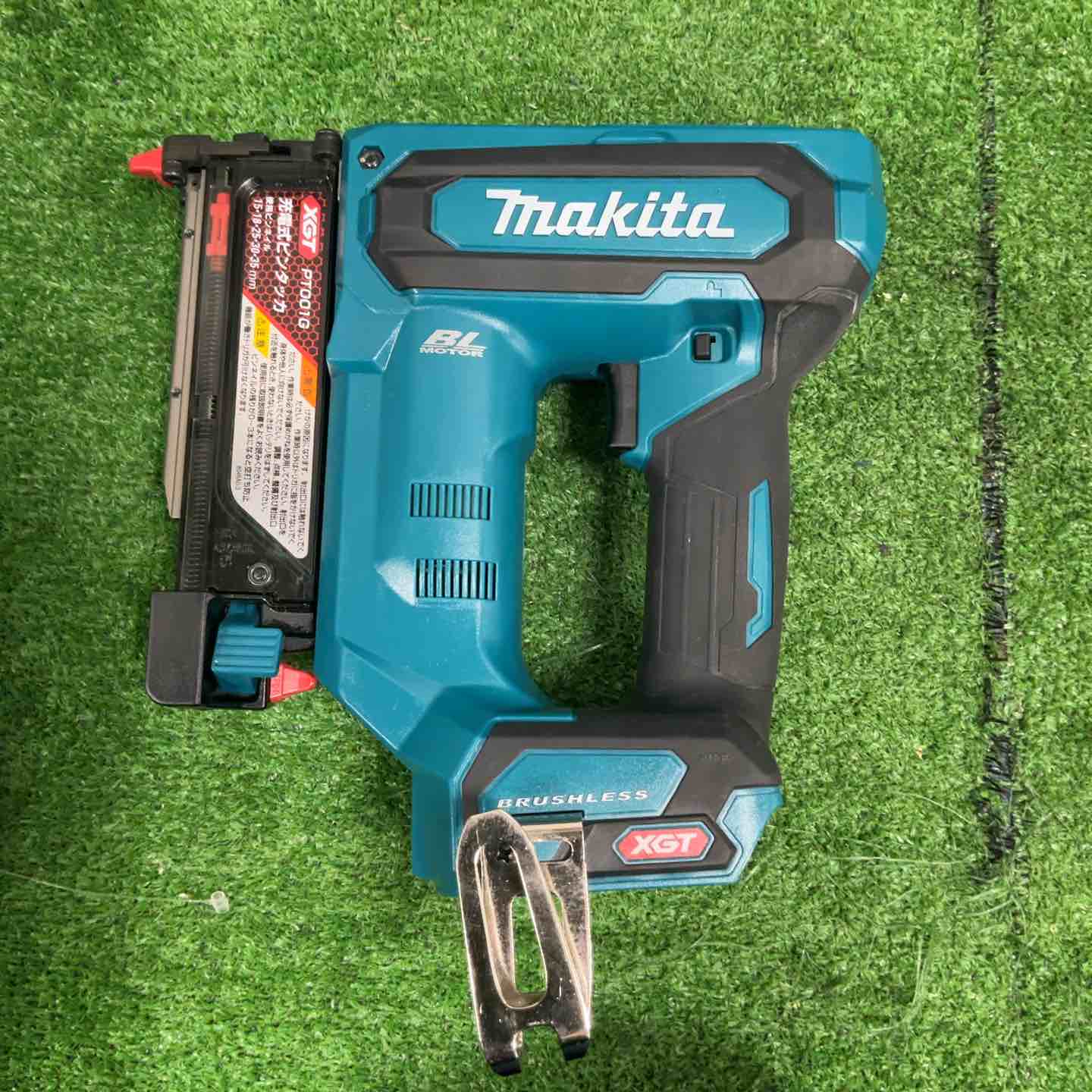 マキタ(makita) PT001GZK 35mmコードレスピンネイラ【船橋馬込店】【店頭取引限定】【中古】管理番号：IT2076YQVNCC マキタ(makita) PT001GZK 35mmコードレスピンネイラ【船橋馬込店