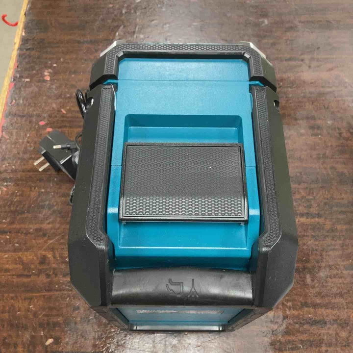 ★マキタ(makita) コードレスラジオ MR113【川崎店】