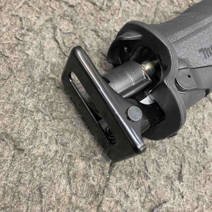 ★マキタ(makita) コードレスレシプロソー JR187DZK【鴻巣店】