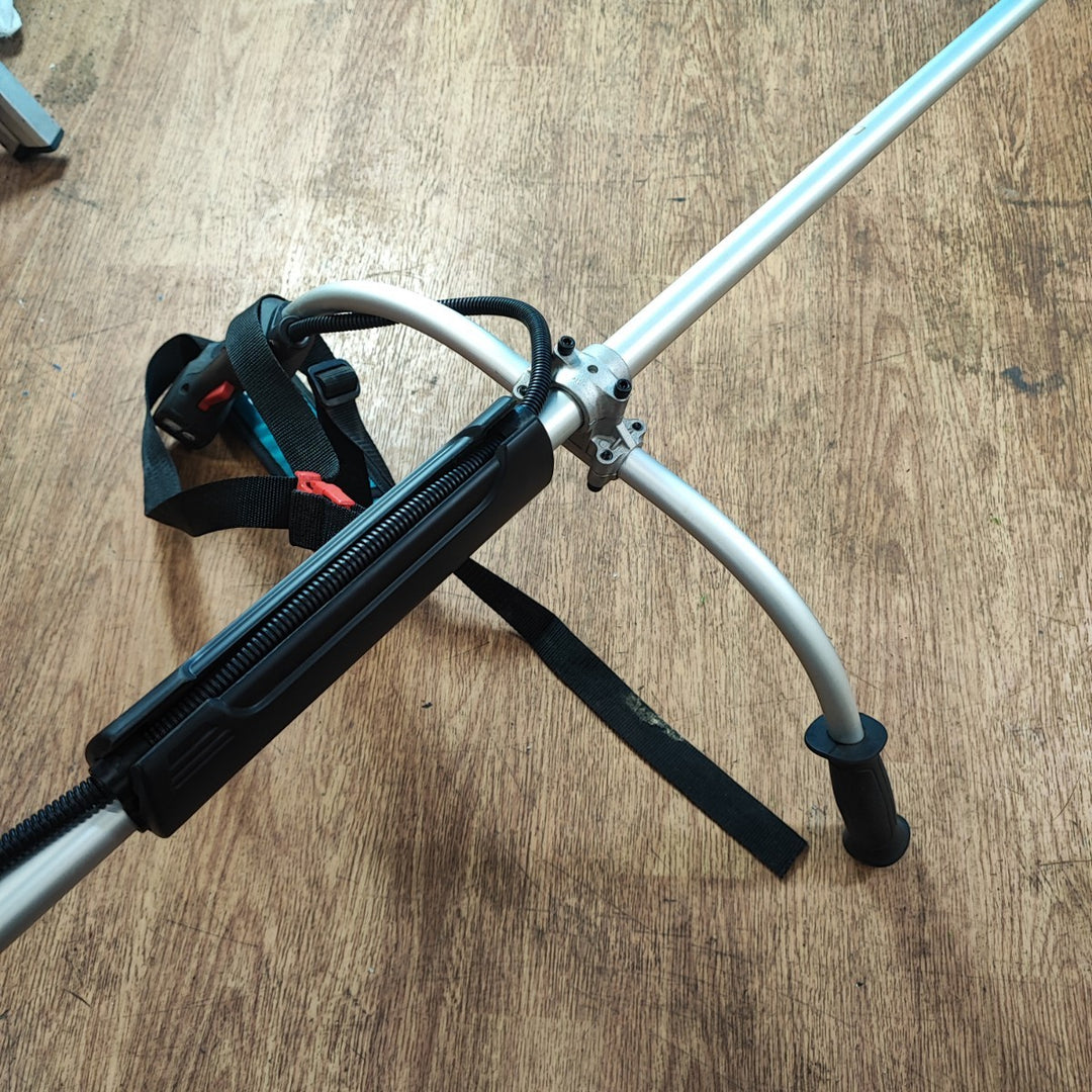 【店頭受取り限定】◇マキタ(makita) コードレス草刈機 MUR190UDZ【岩槻店】