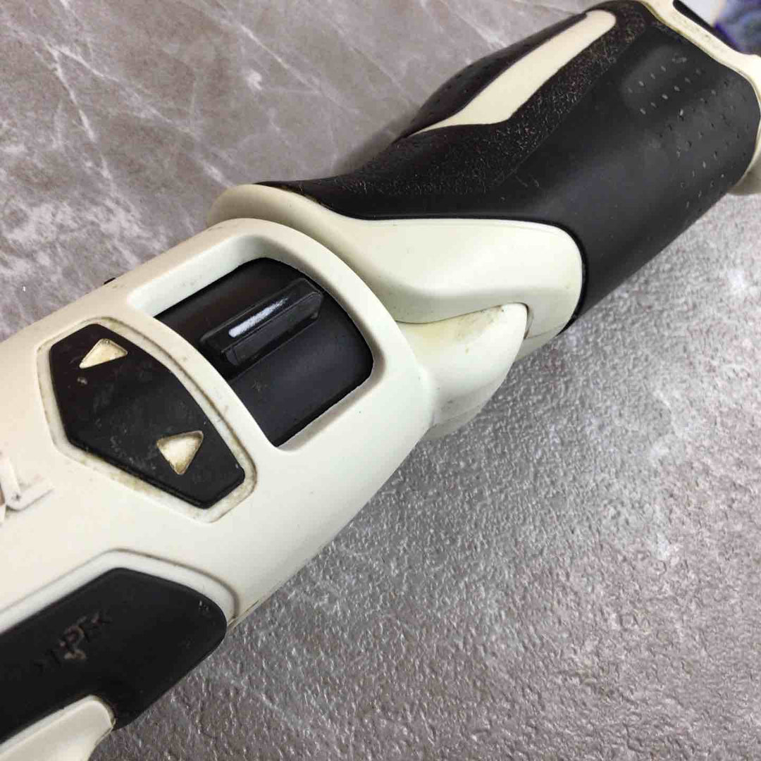 ☆マキタ(makita) コードレスペンインパクトドライバ TD021DSW【八潮店】