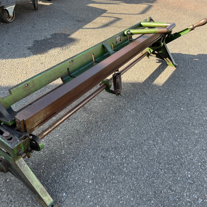 【中古品/店頭受取り限定】兼子製作所 アングルバッタ 1050mm 手動式 板金 折り曲げ 折曲機【東大和店】