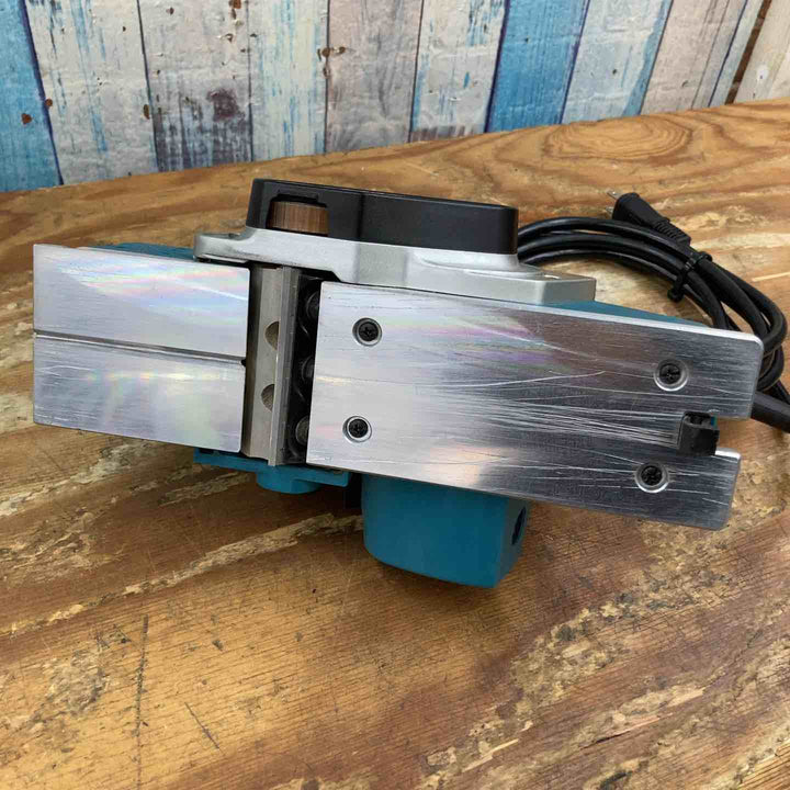 【中古品】☆マキタ(makita) 電気カンナ KP0800ASP 替刃式 82mm【柏店】