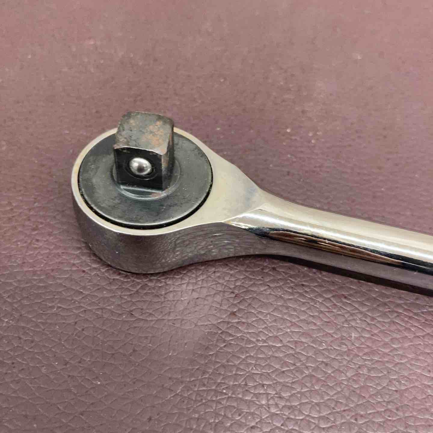 【未使用品】スナップオン　3/8 コンパクトスイベルラチェット 72ギア Snap-on スナップオン 3/8SQ樹脂グリップスイベルラチェット