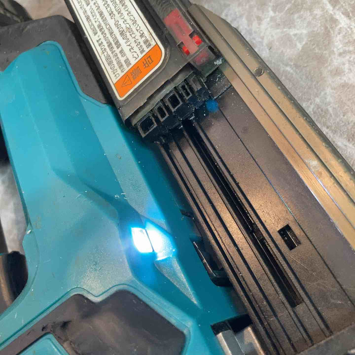 ★マキタ(makita) コードレスピンネイラ PT353DZ 18V【八潮店】