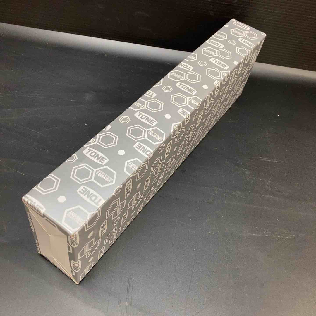 【未使用品】トネ(TONE) ソケットレンチセット 差込角12.7mm(1/2") 770M 内容16点 シルバー【川越店】