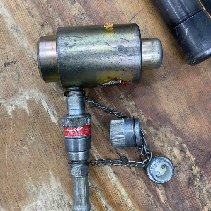 【中古品】◇泉精器(IZUMI) 手動油圧式ポンプ HP-180N パンチャー SH-10-1 コマ付属【柏店】