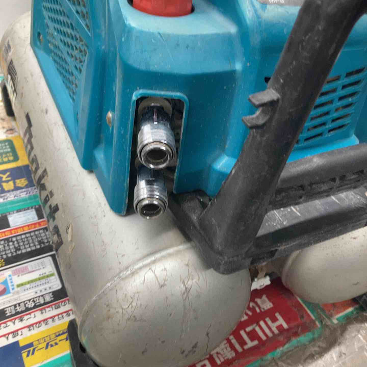 ★マキタ(makita) エアコンプレッサー AC462XGH【戸田店】