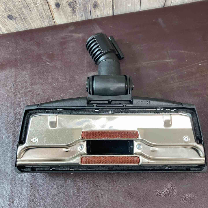 【中古品】Nilfisk(ニルフィクス) 業務用掃除機 GD930S2 ペーパーバッグ付き 乾式 バキュームクリーナー【東大和店】