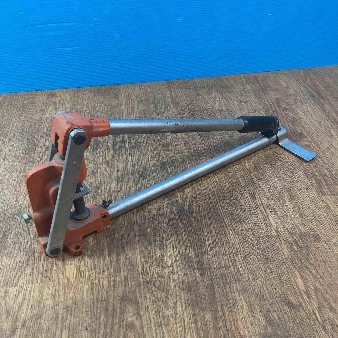 ◇ネグロス電工 パンチャ MAK-D チャンネル穴あけ工具 MAKD【岩槻店】