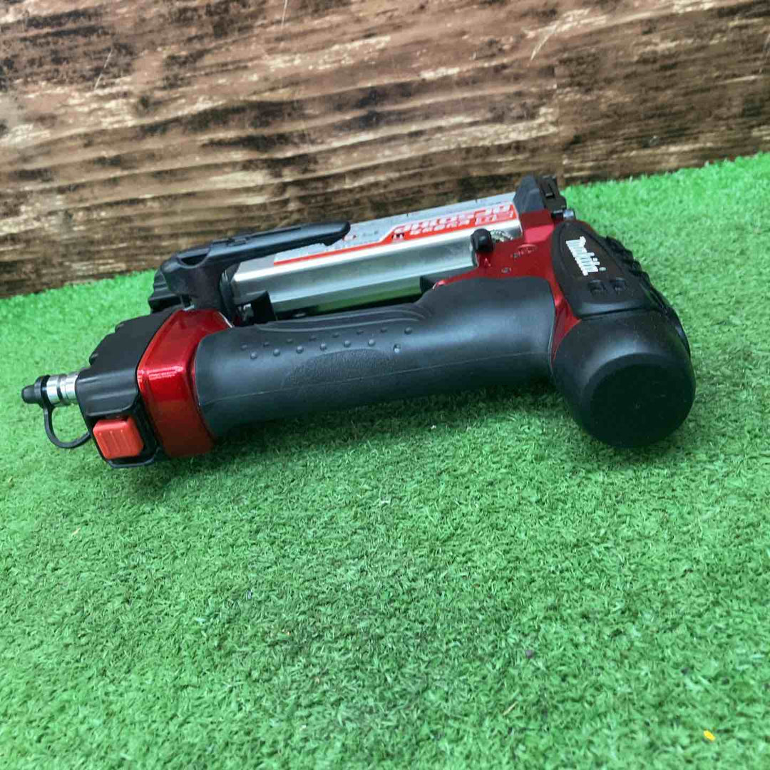 ★マキタ(makita) 高圧ピンネイラ AF501HP【川越店】