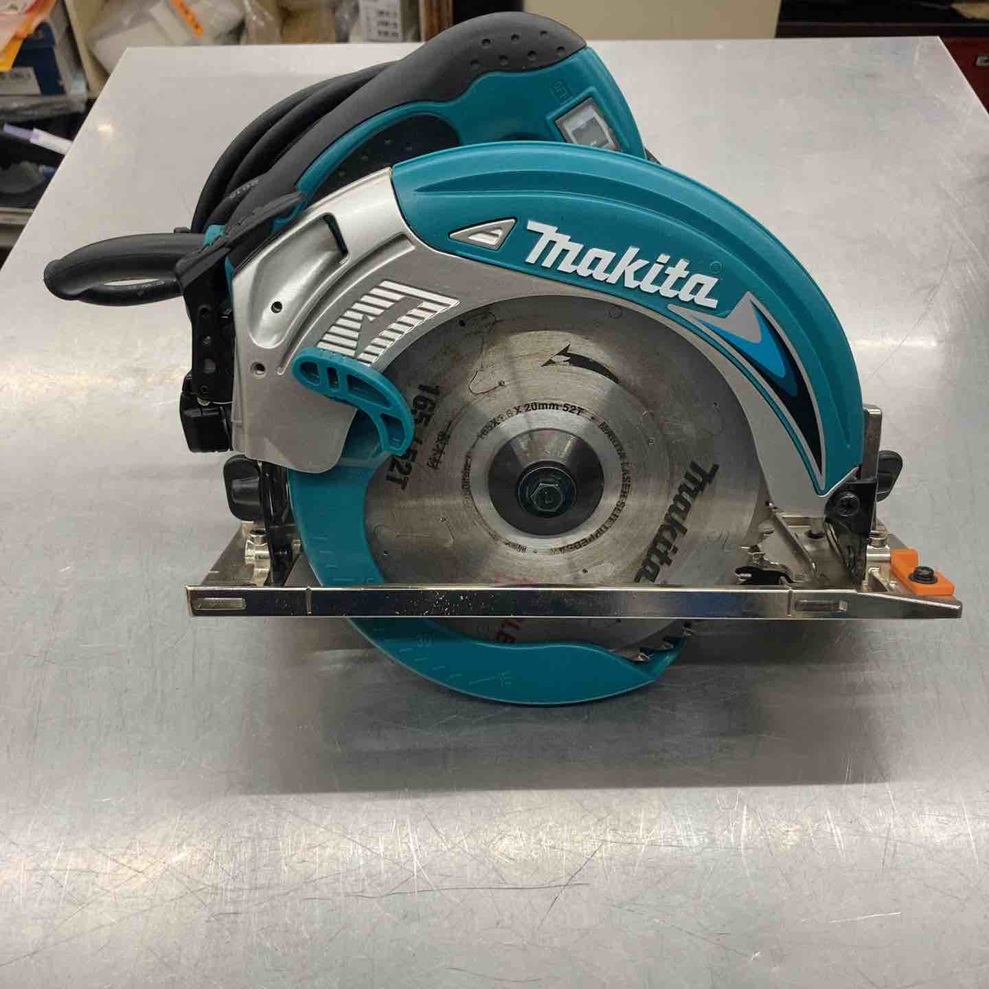 ★マキタ(makita) 電気マルノコ 5637BA【所沢店】 ☆マキタ(makita) 電気マルノコ 5637BA【所沢店】 – アクトツール