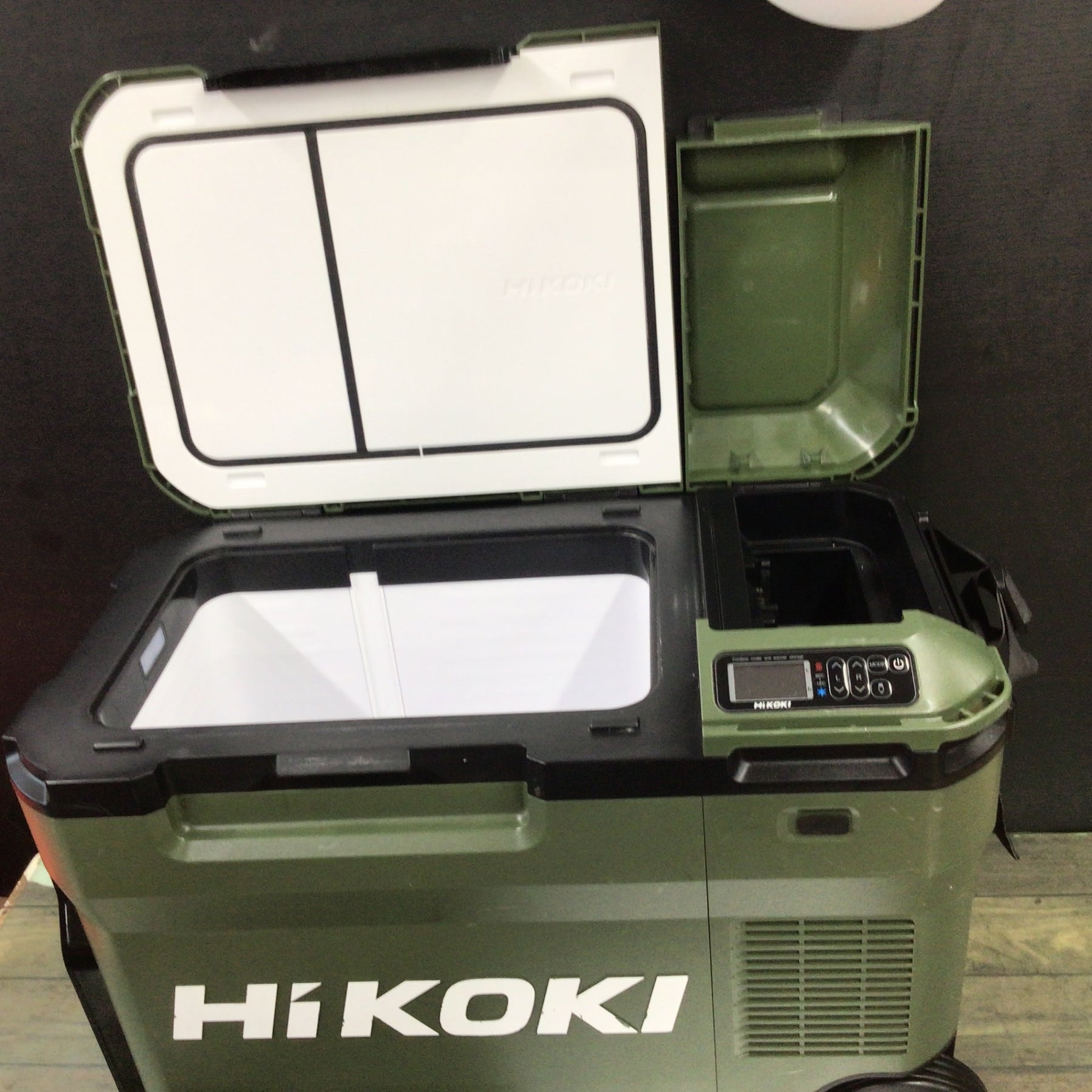 ハイコーキ(HIKOKI ※旧:日立工機) コードレス冷温庫 UL18DB(NMG) 【東大和店】 – アクトツールオンラインショップ