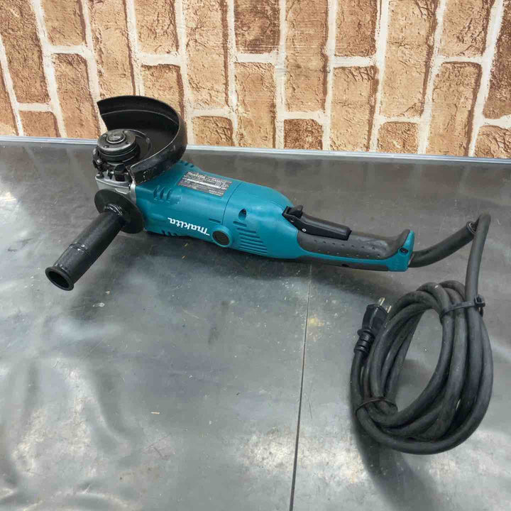 ☆マキタ(makita) 150mm電子ディスクグラインダ GA6021C【所沢店】
