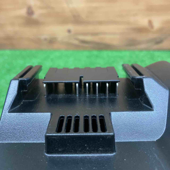 【中古美品】 ハイコーキ/HIKOKI 急速充電器 UC18YDL2 【鴻巣店】