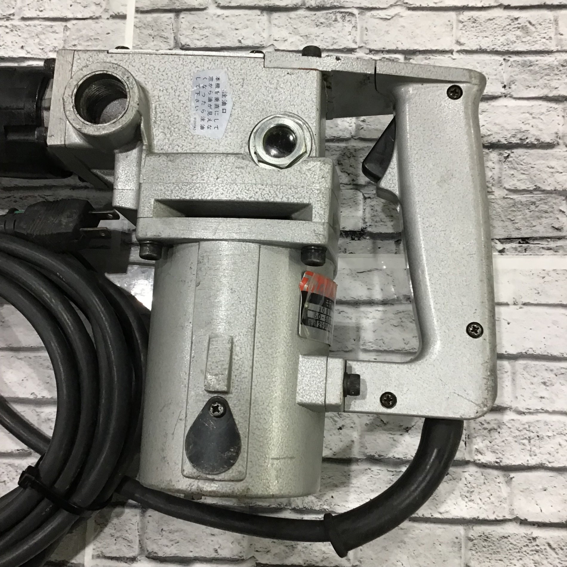 動作良好 送料無料 マキタ makita 電動ハンマー ハンマ 8500N MAKITA・電動ハンマー 8500N（取説付）