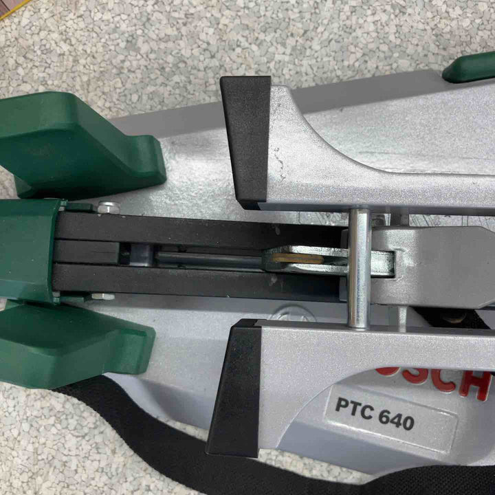 【店頭受取り限定】◇BOSCH(ボッシュ) タイルカッター(640mm) PTC640【八潮店】