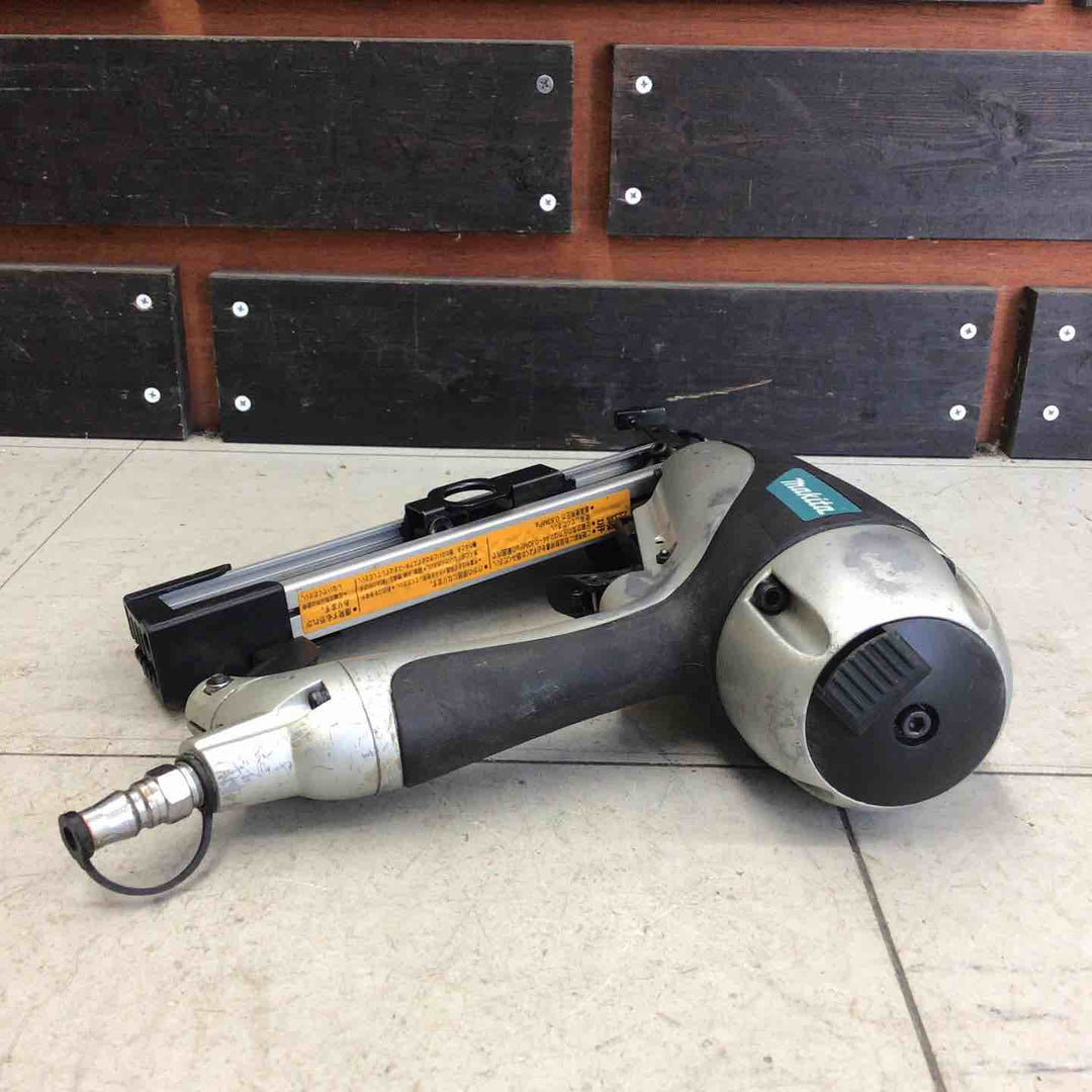 【現状品】 マキタ/makita フロア用ブラッド釘打 AF634S 【鴻巣店】