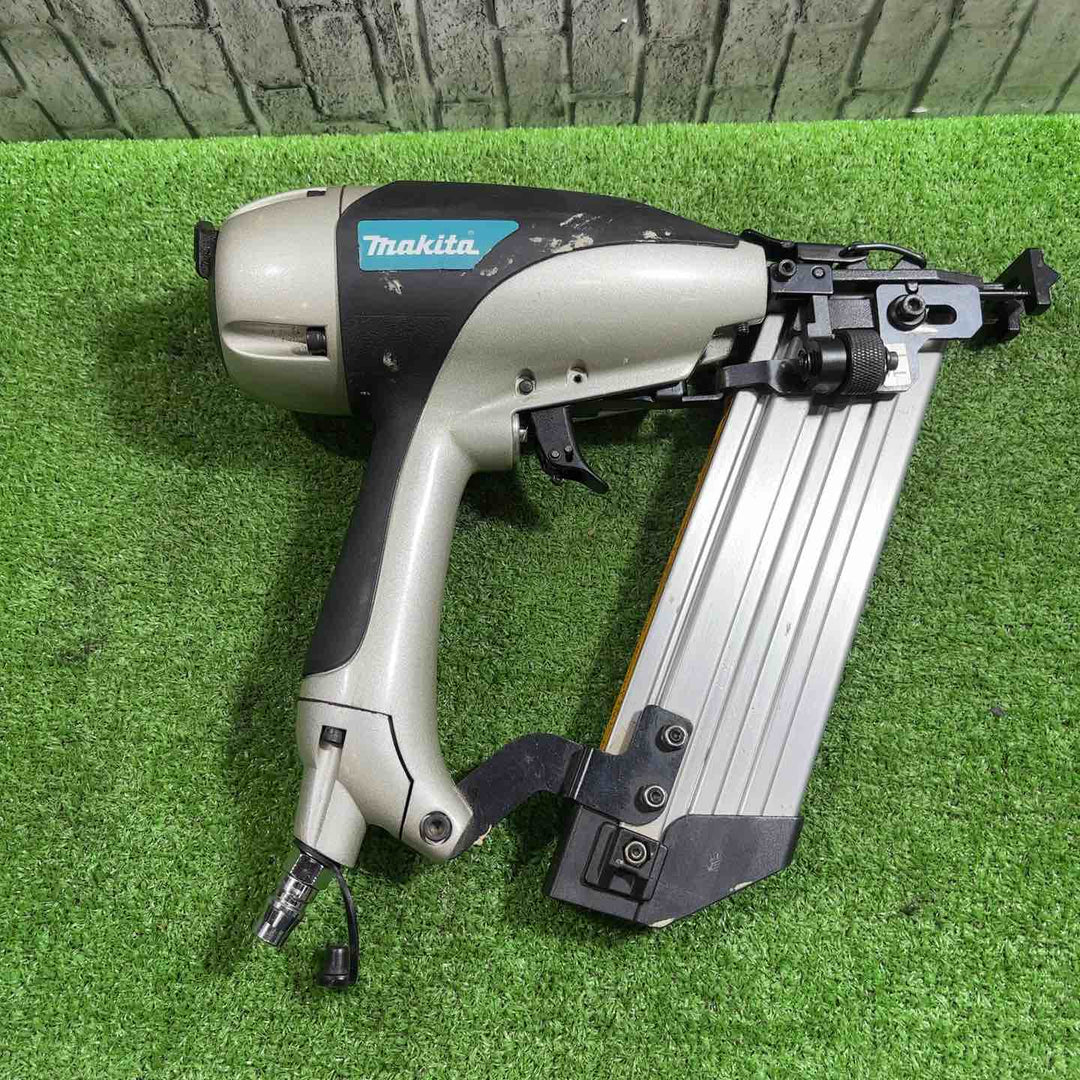 ◇マキタ(makita) 常圧フロア用ブラッド釘打 AF634S【川口店】