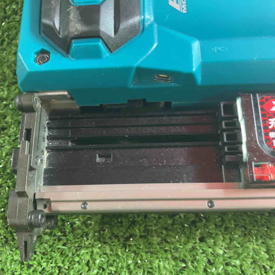 ◇マキタ(makita) 35mmコードレスピンネイラ PT001GZ【川崎店】