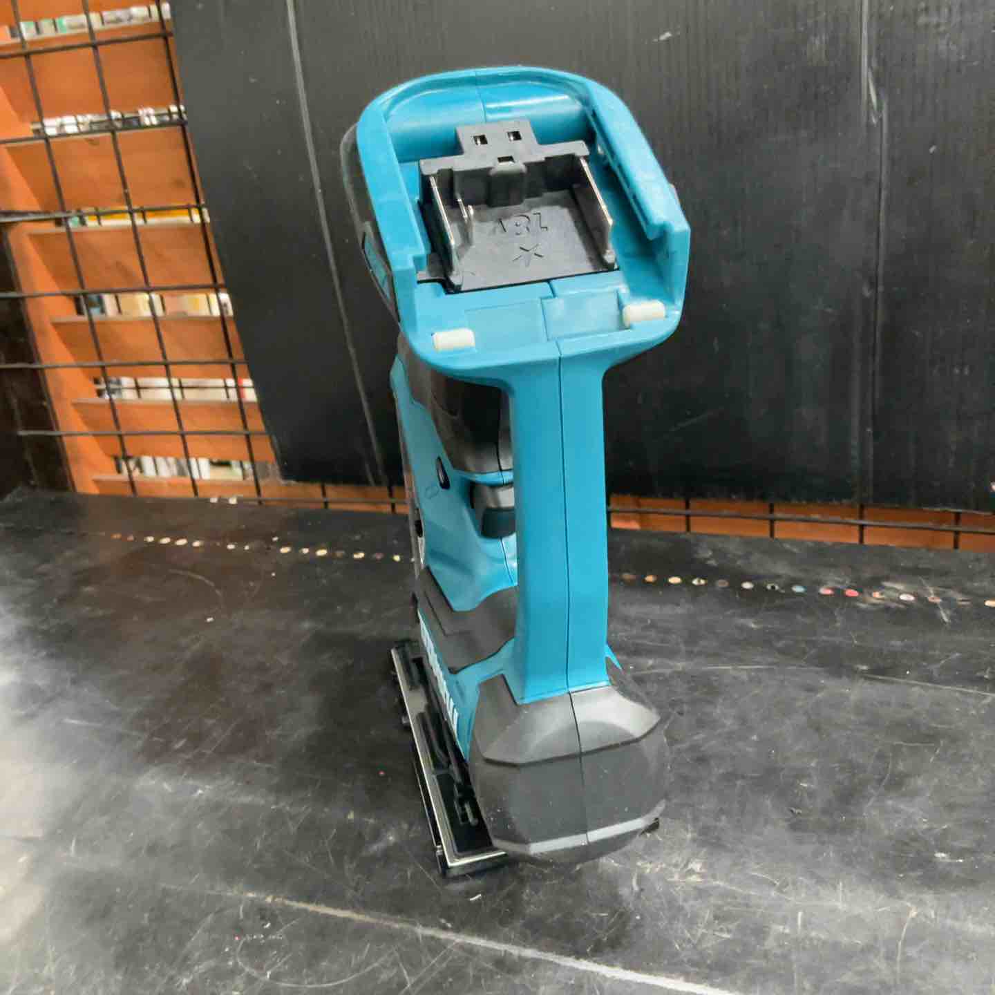 ★マキタ(makita) コードレスボードカッタ SD180DZ【草加店】 ☆マキタ(makita) コードレスボードカッタ SD180DZ【草加店】 – アクト