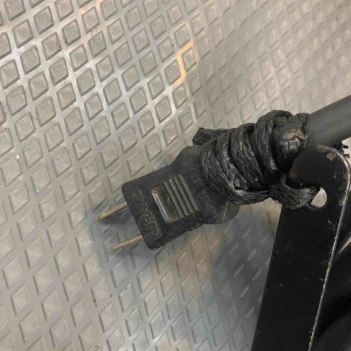 中古品】新ダイワ(Shindaiwa) 180mm 防塵カッター B18N2-F (B18NⅡ